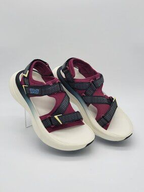 TEVA Aventrail R2T Trail Runner Sandals Women’s Size 7 raspberry/black NWOB